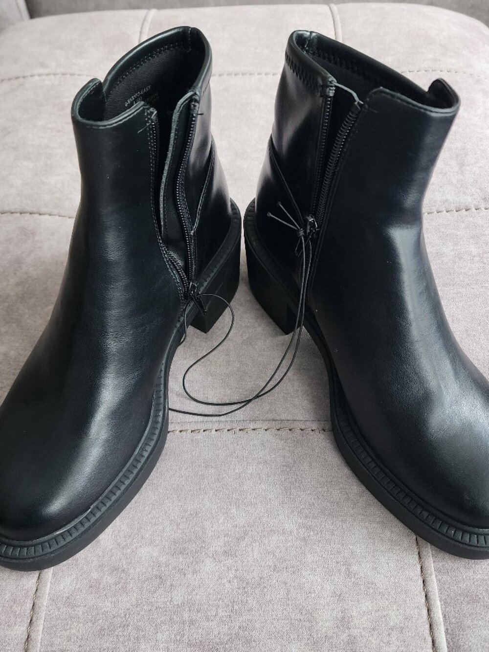 NEW Madden Girl Women's G-Easy Faux Leather Platform Ankle Boots Size 8.5M